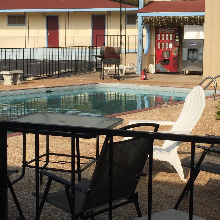 Ladybird Inn Johnson City Extérieur photo